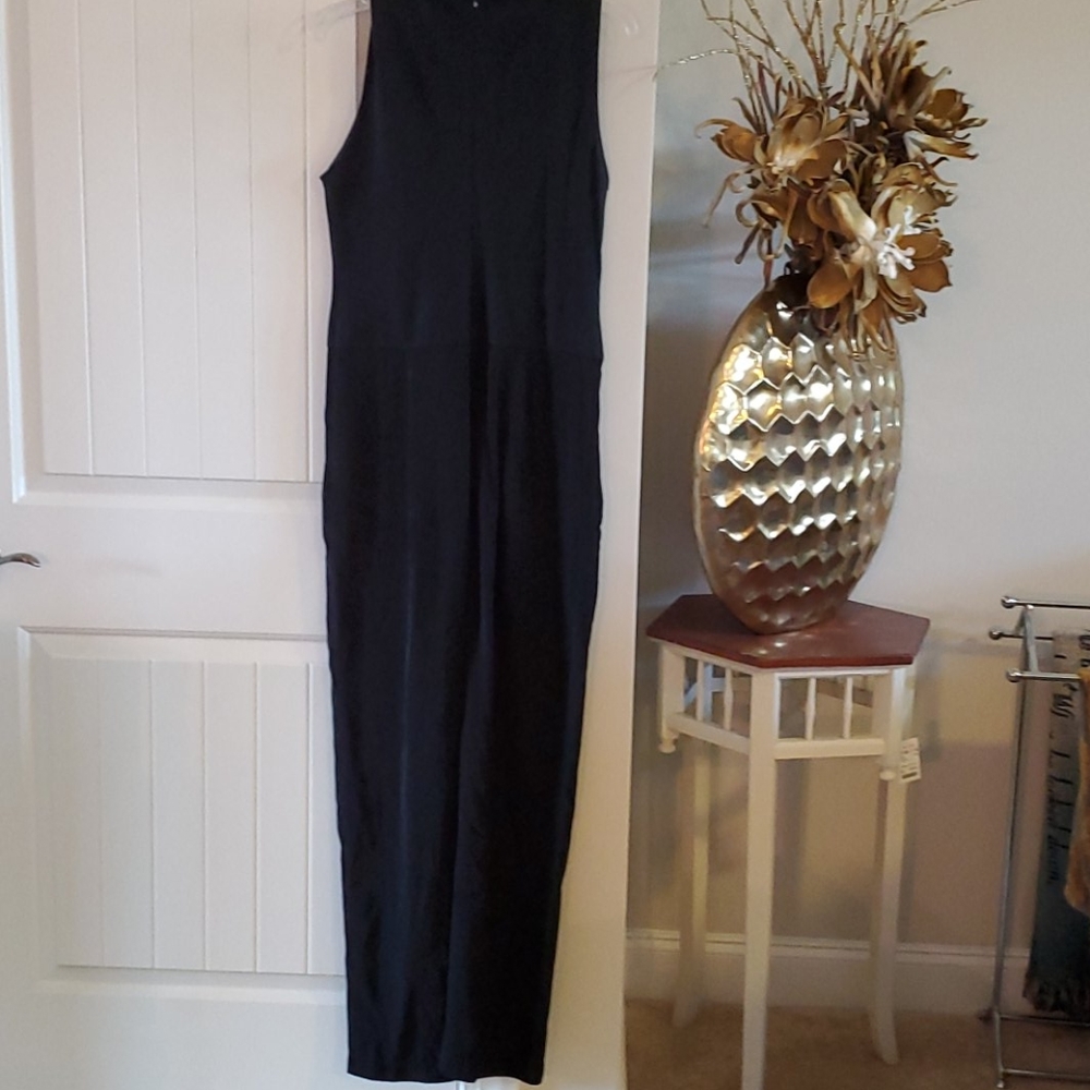 Jumpsuit - Picture 3 of 4